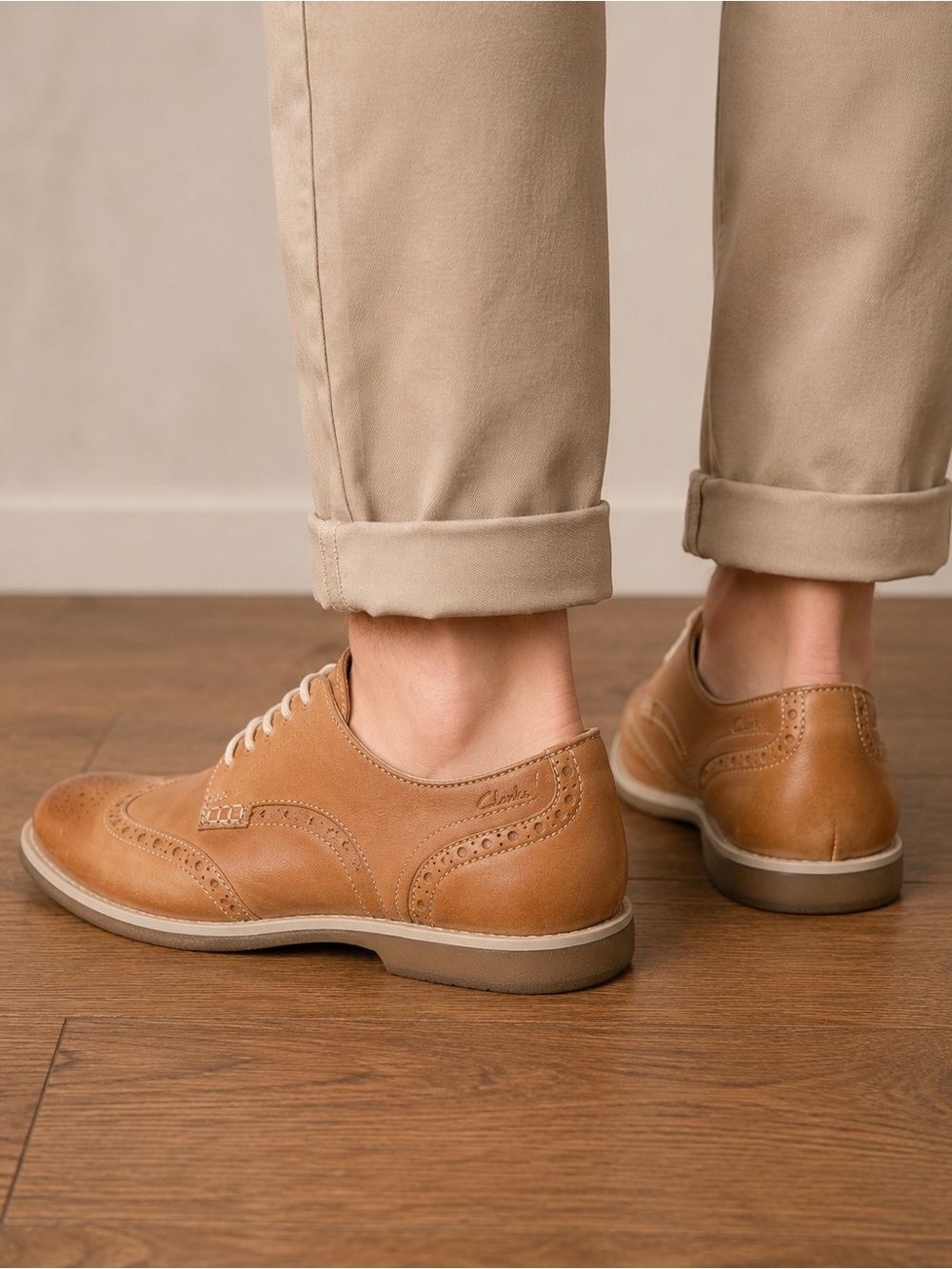 Clarks Men's Tan Leather Brogue Derby Shoes